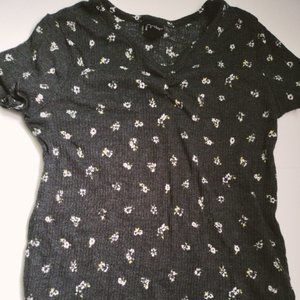 Black short sleeve T-shirt